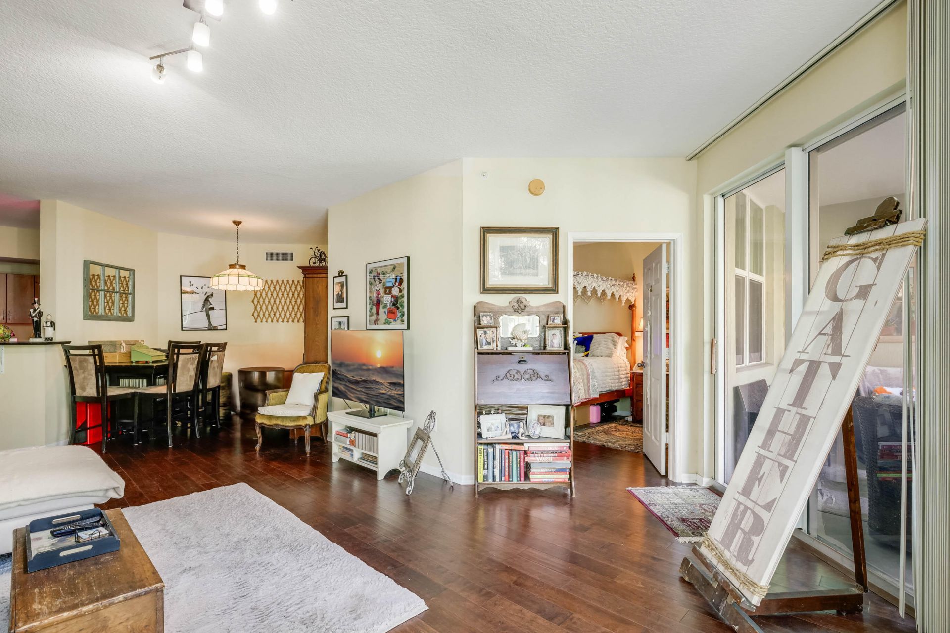 804 E Windward Way, Unit 201, Lantana, FL 33462 Photo