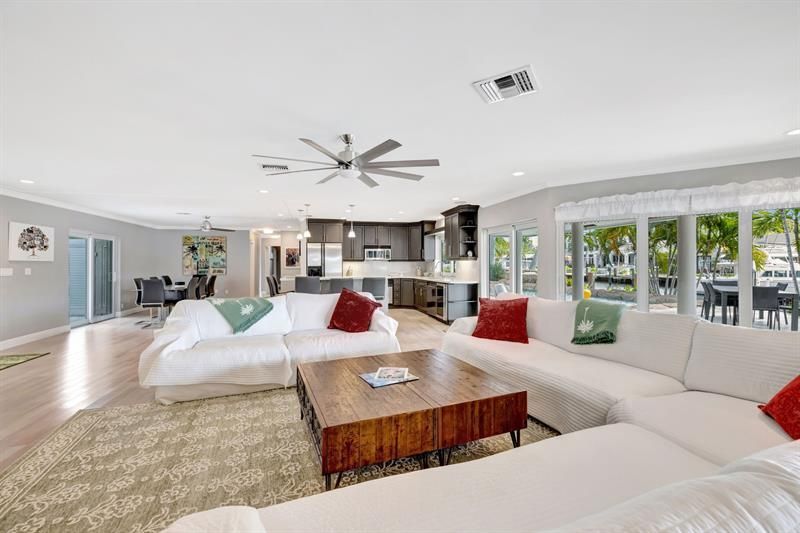 288 S Tradewinds Ave, Lauderdale by the Sea, FL 33308 Photo