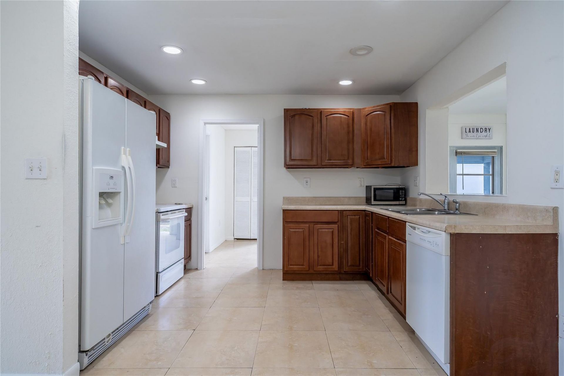 6680 NW 16th Street, Margate, FL 33063 Photo