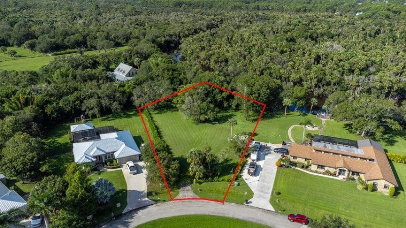 1641 Mallard Court, Fort Pierce, FL 34982 Photo