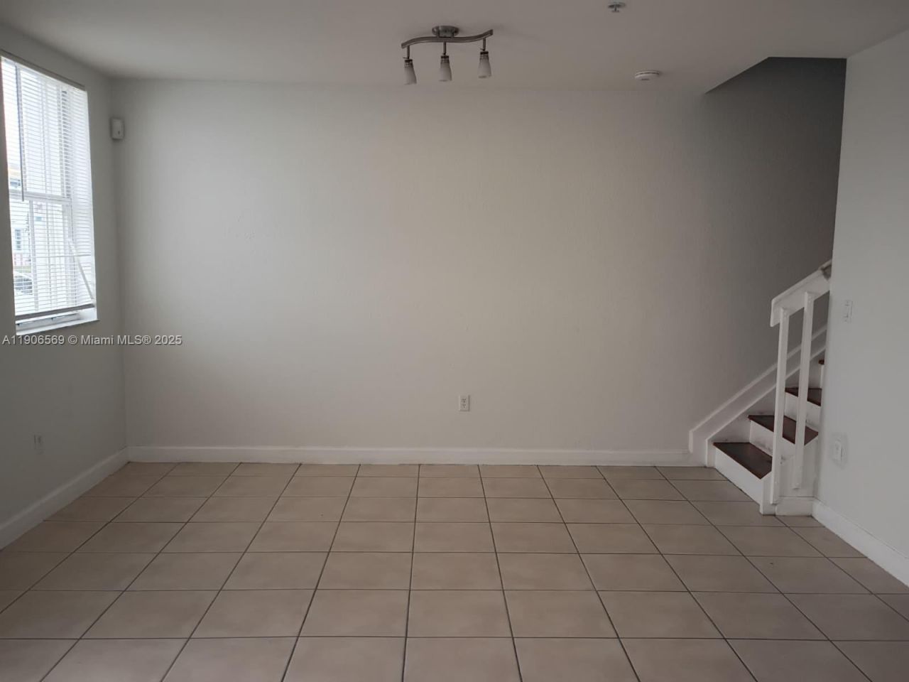 8199 W 36th Ave, Unit 9, Hialeah, FL 33018 Photo