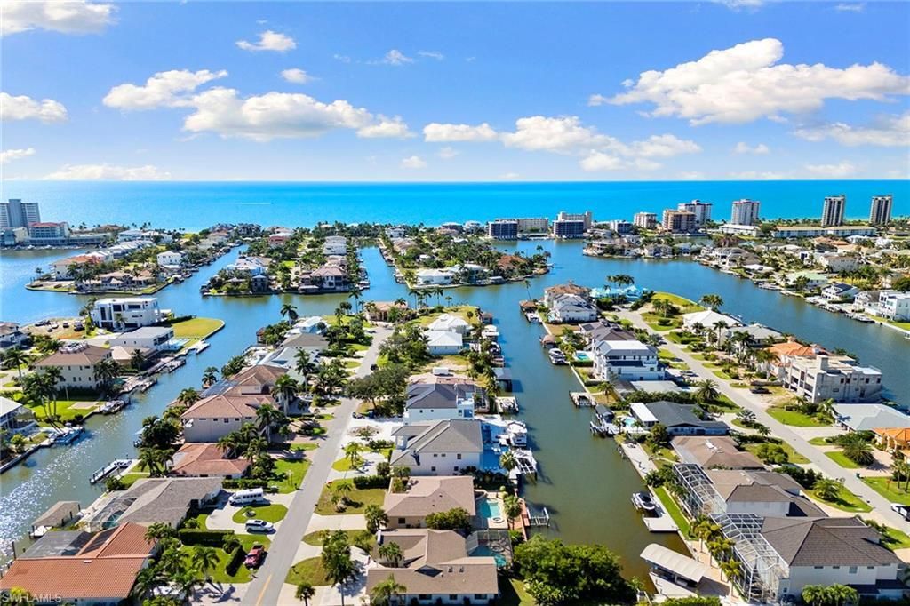 469 Germain Ave, Naples, FL 34108 Photo
