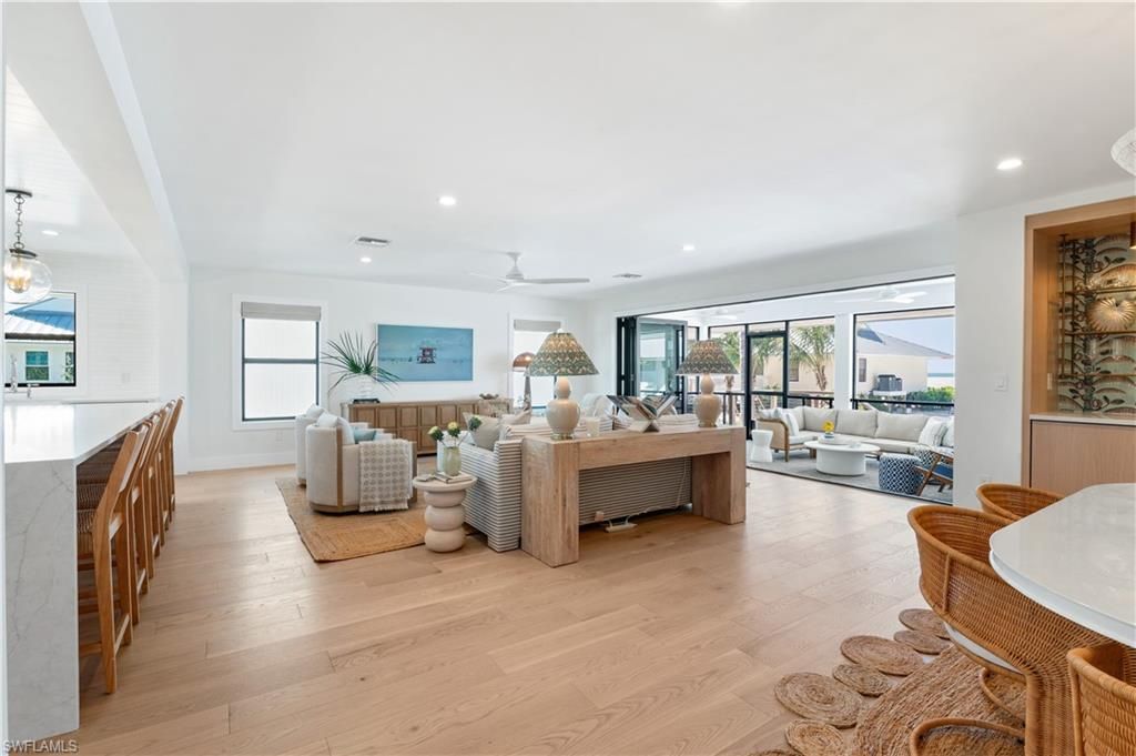 24 Beach Homes, Captiva, FL 33924 Photo