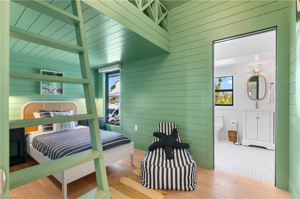 24 Beach Homes, Captiva, FL 33924 Photo