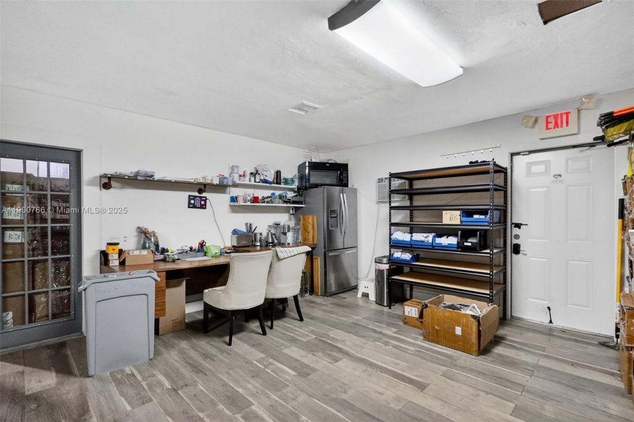 115 NE 5th St, Unit 115, 501,, Hallandale Beach, FL 33009 Photo