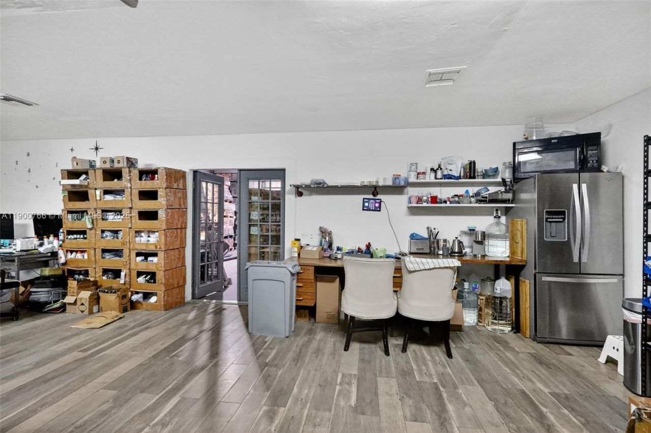 115 NE 5th St, Unit 115, 501,, Hallandale Beach, FL 33009 Photo