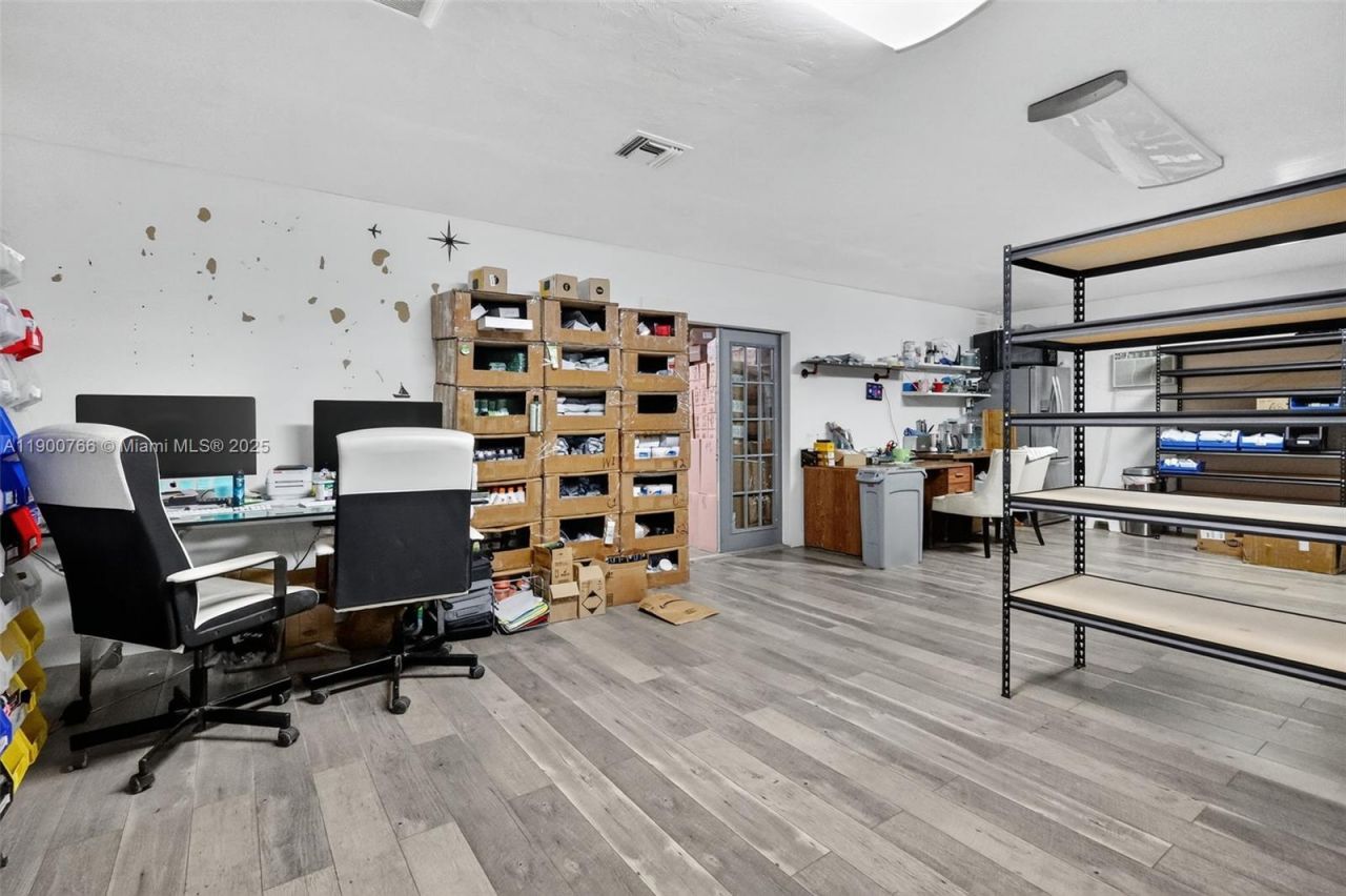 115 NE 5th St, Unit 115, 501,, Hallandale Beach, FL 33009 Photo