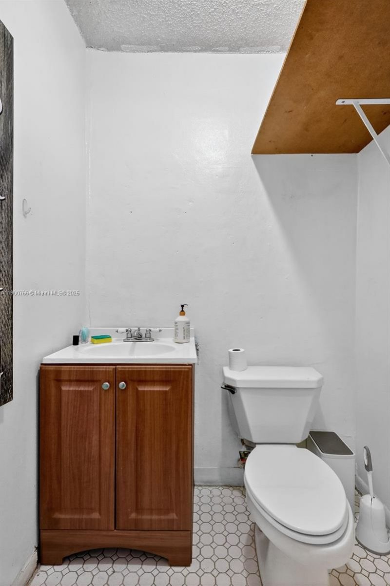 115 NE 5th St, Unit 115, 501,, Hallandale Beach, FL 33009 Photo