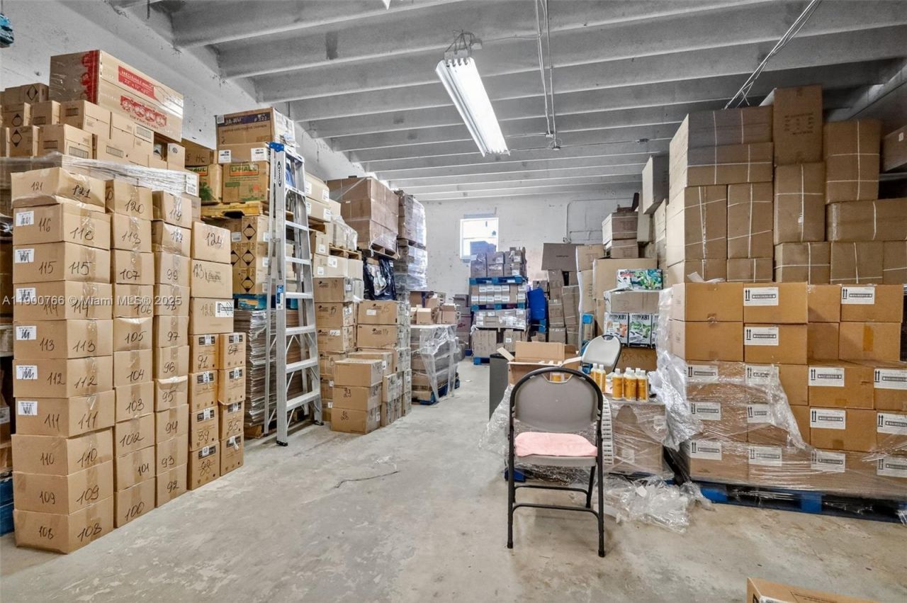 115 NE 5th St, Unit 115, 501,, Hallandale Beach, FL 33009 Photo