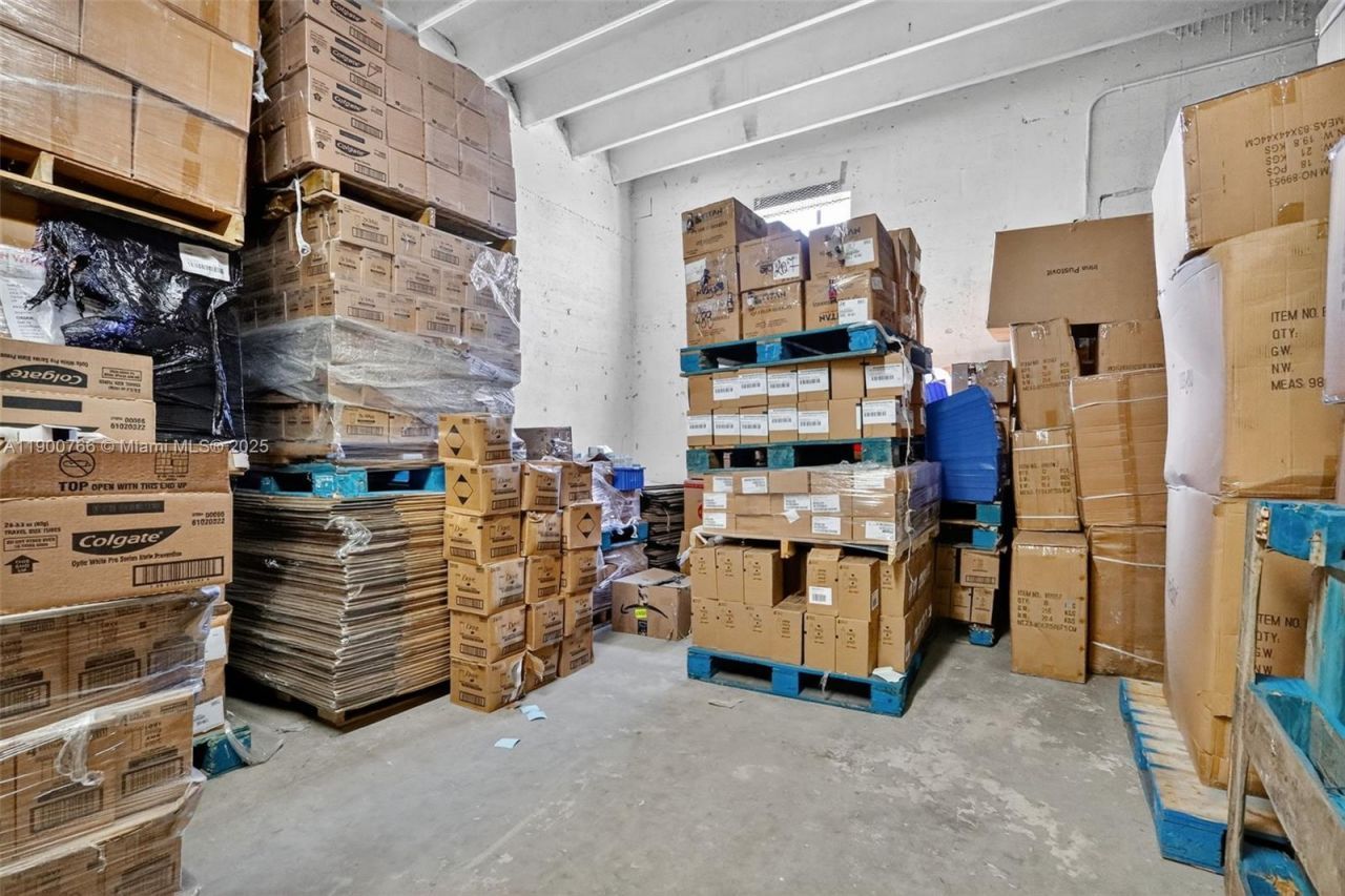 115 NE 5th St, Unit 115, 501,, Hallandale Beach, FL 33009 Photo