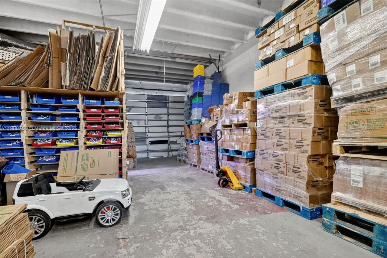 115 NE 5th St, Unit 115, 501,, Hallandale Beach, FL 33009 Photo