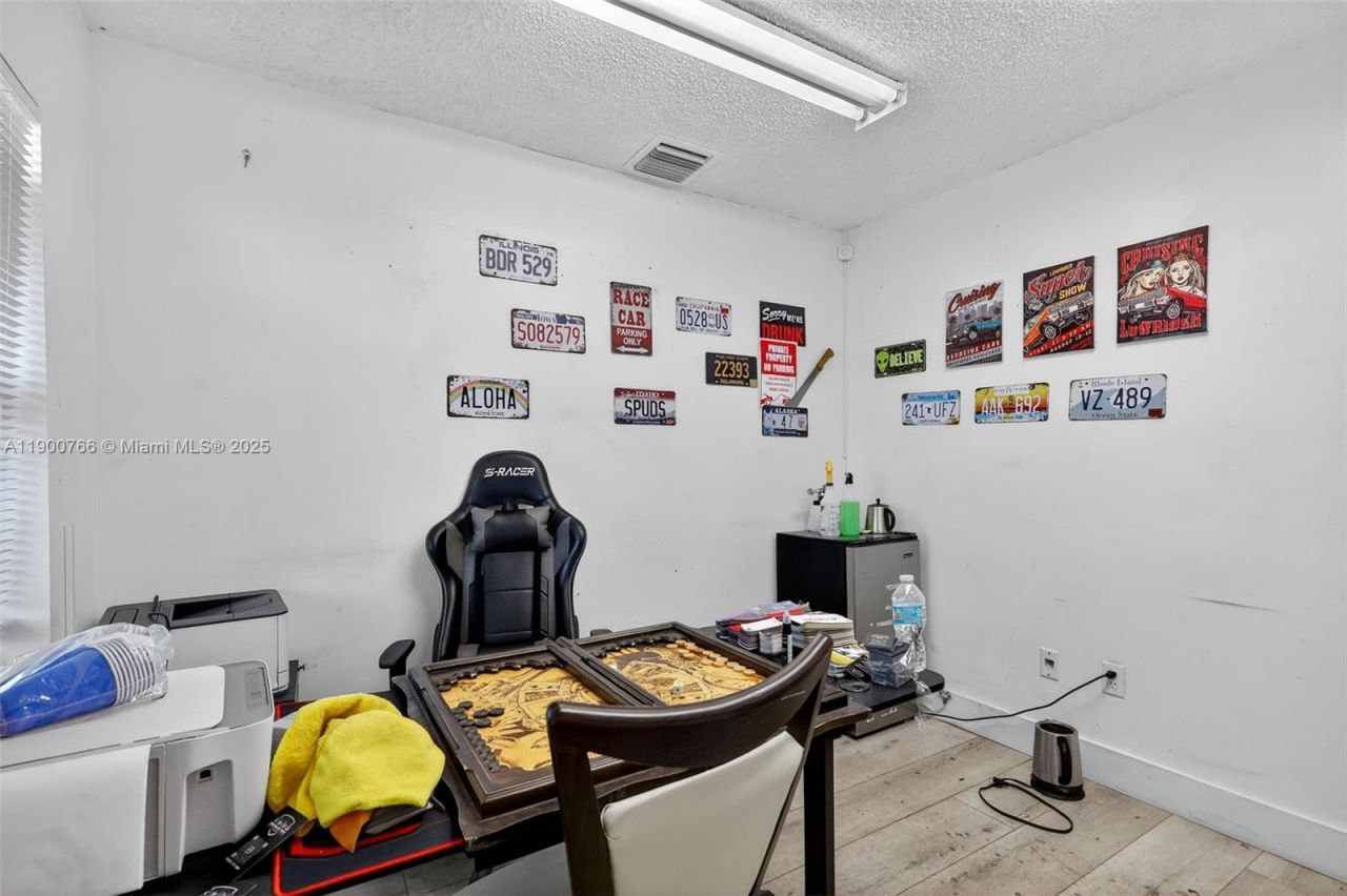 115 NE 5th St, Unit 115, 501,, Hallandale Beach, FL 33009 Photo