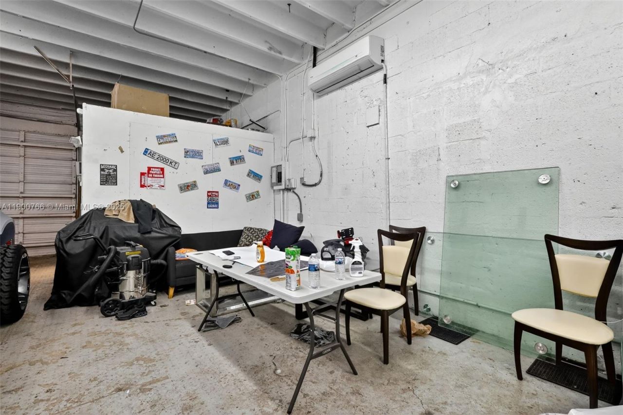 115 NE 5th St, Unit 115, 501,, Hallandale Beach, FL 33009 Photo