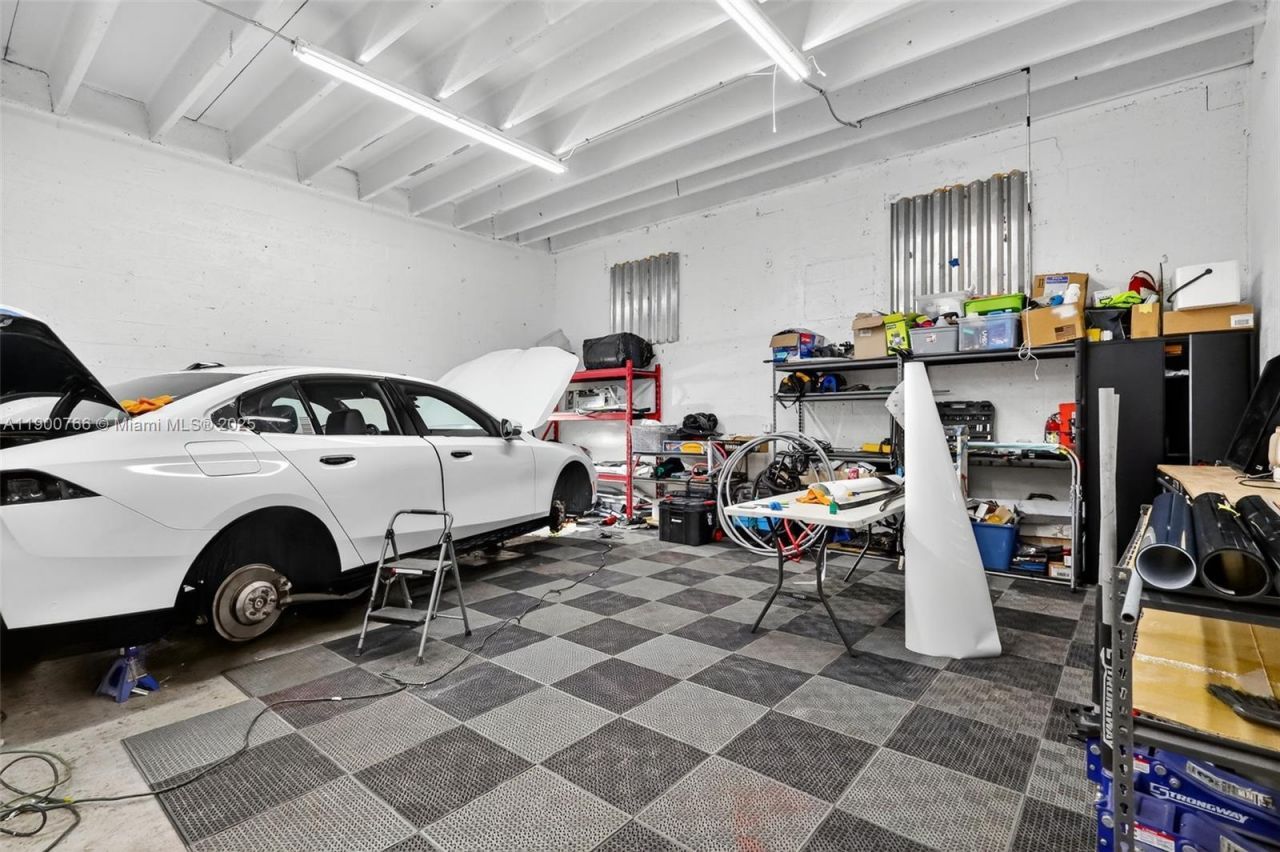 115 NE 5th St, Unit 115, 501,, Hallandale Beach, FL 33009 Photo