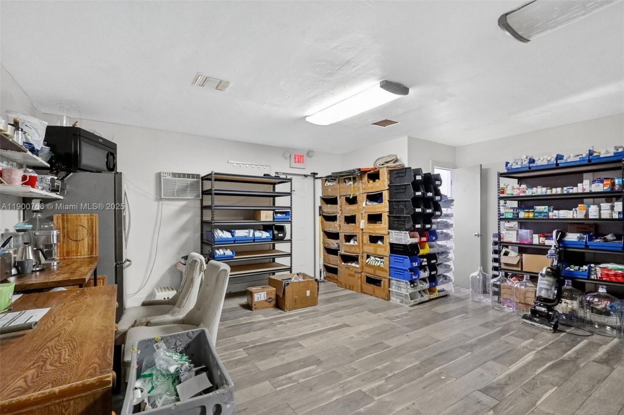 115 NE 5th St, Unit 115, 501,, Hallandale Beach, FL 33009 Photo