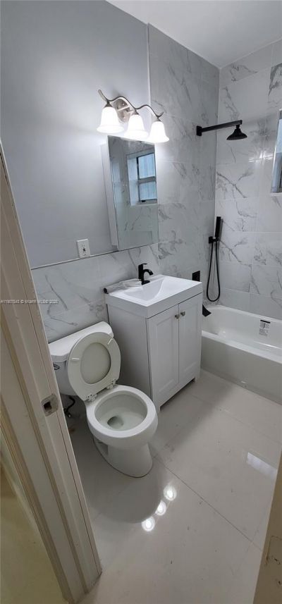 11275 NW 17th Ave, Miami, FL 33167 Photo