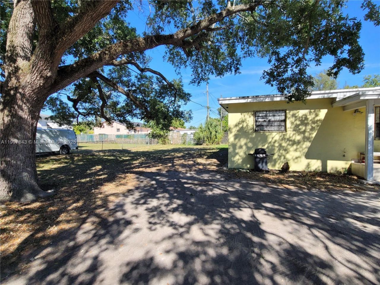 11275 NW 17th Ave, Miami, FL 33167 Photo