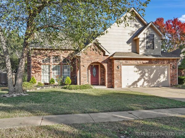 9909 N 115th East Avenue, Owasso, OK 74055