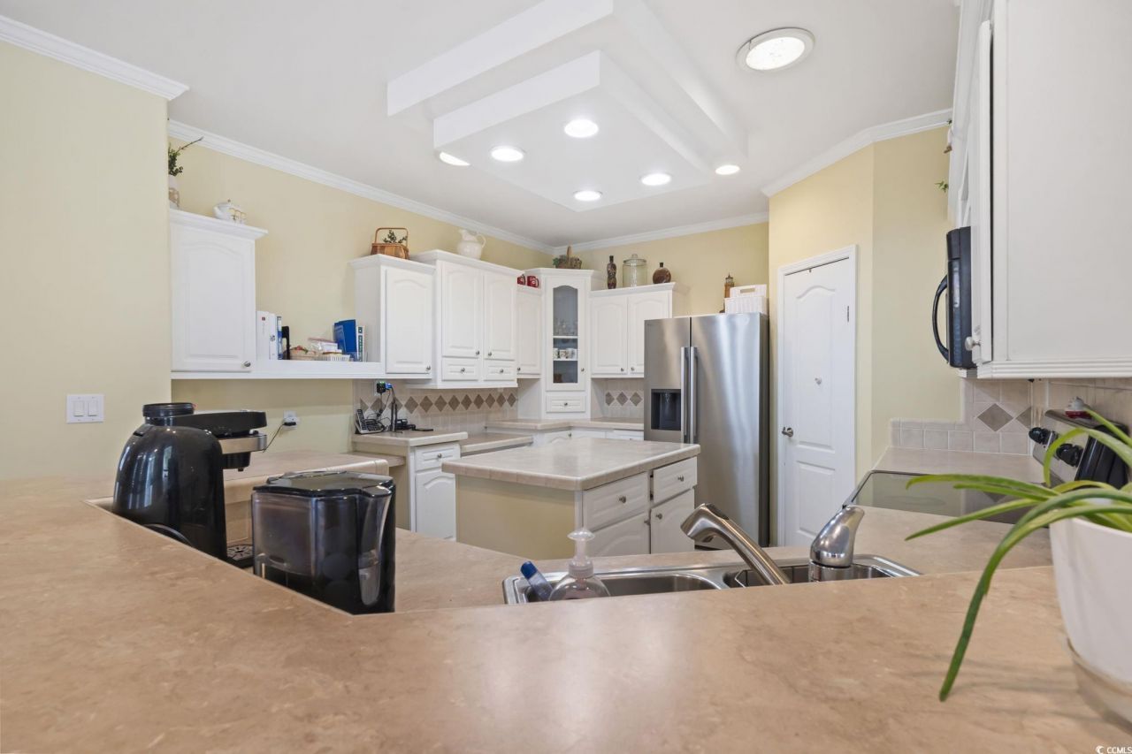 109 Lakeside Crossing Dr. Photo 10