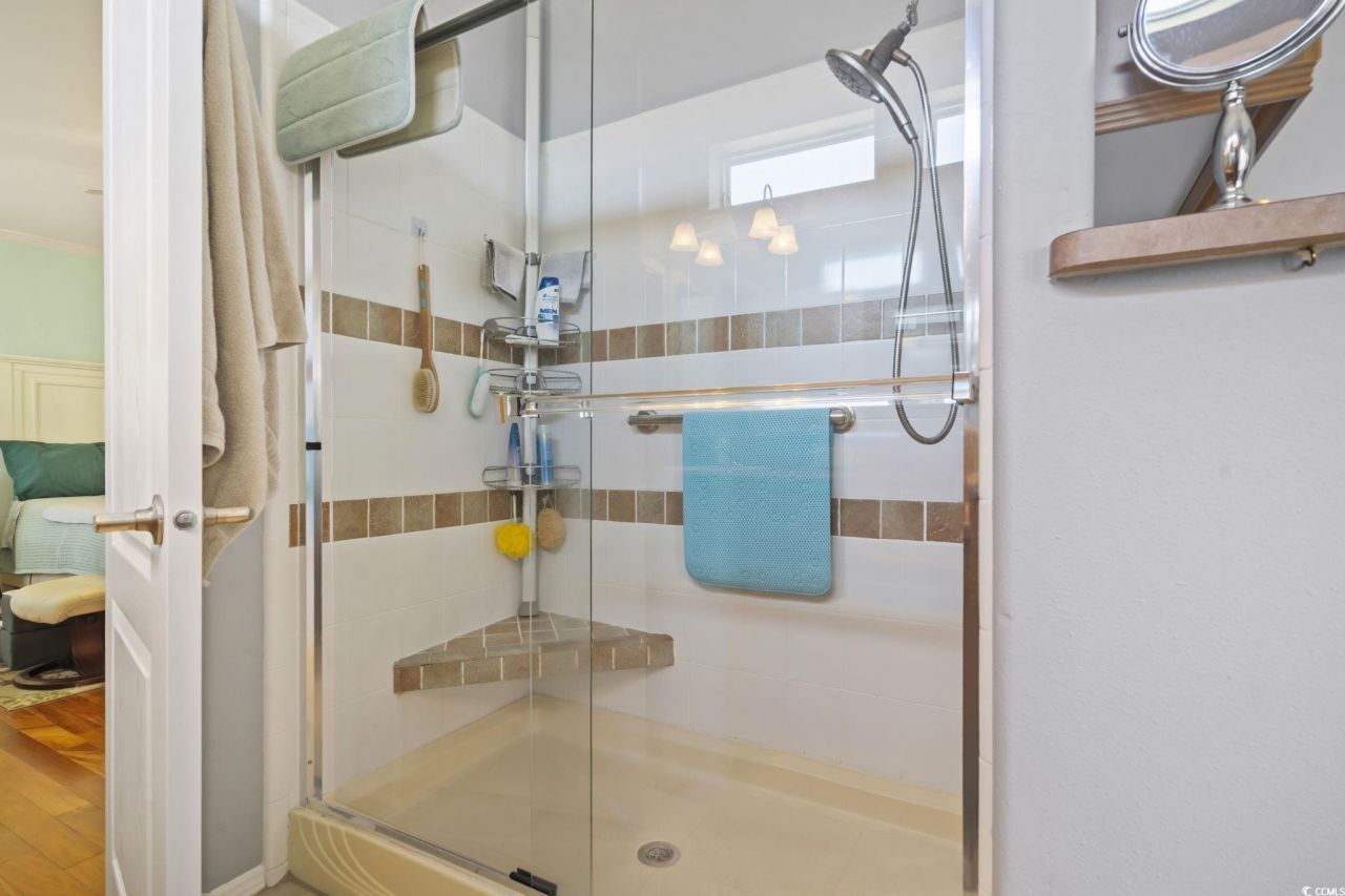 109 Lakeside Crossing Dr. Photo 22