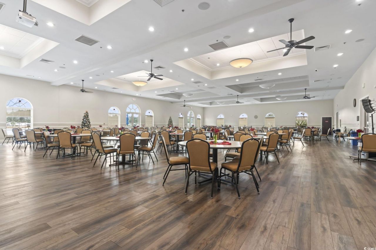 109 Lakeside Crossing Dr. Photo 4