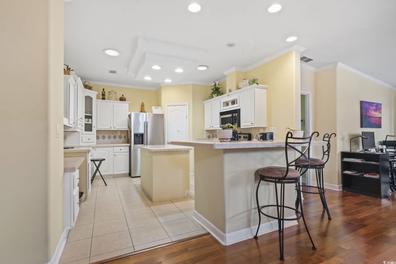 109 Lakeside Crossing Dr. Photo 5