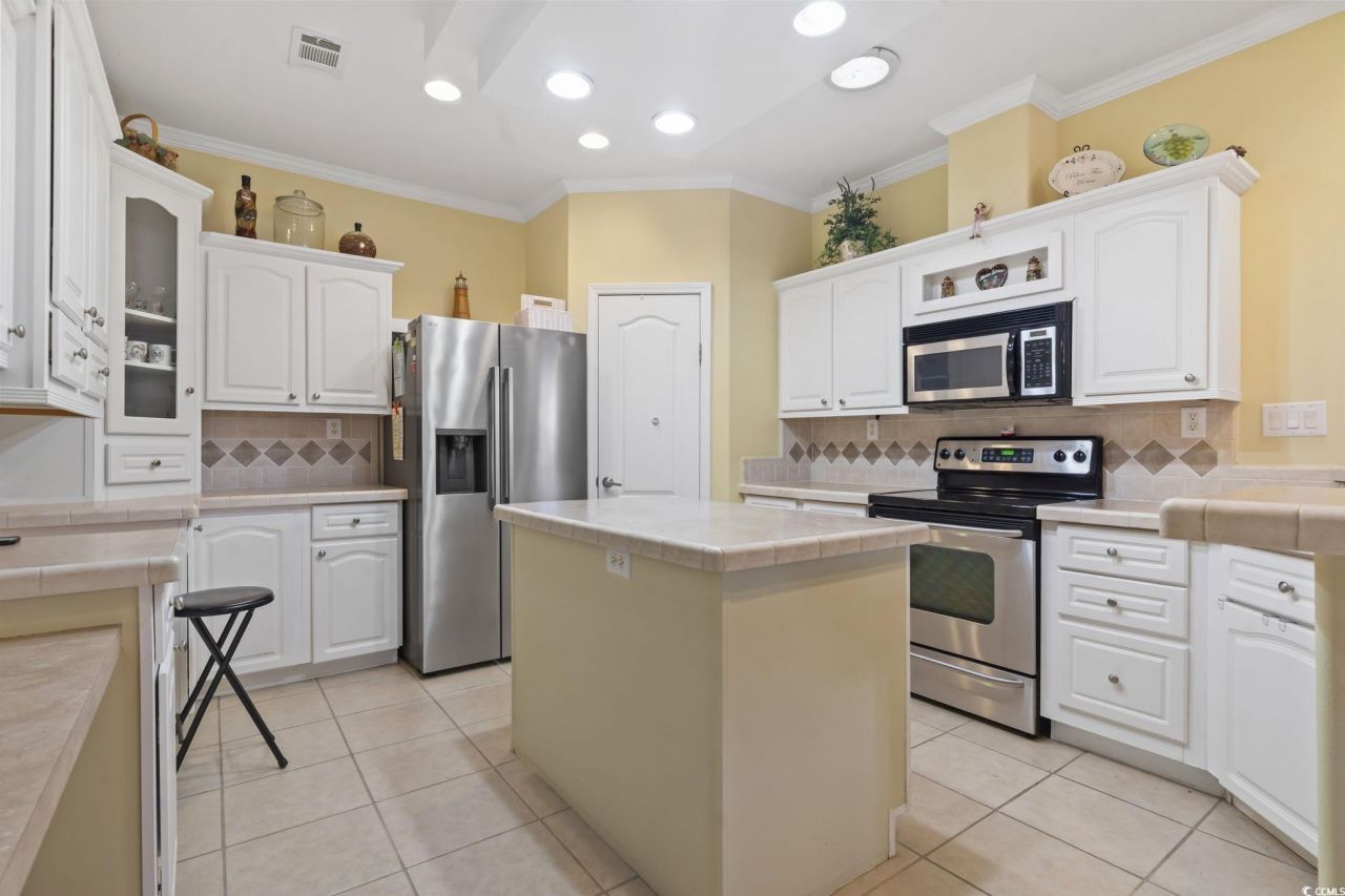 109 Lakeside Crossing Dr. Photo 6