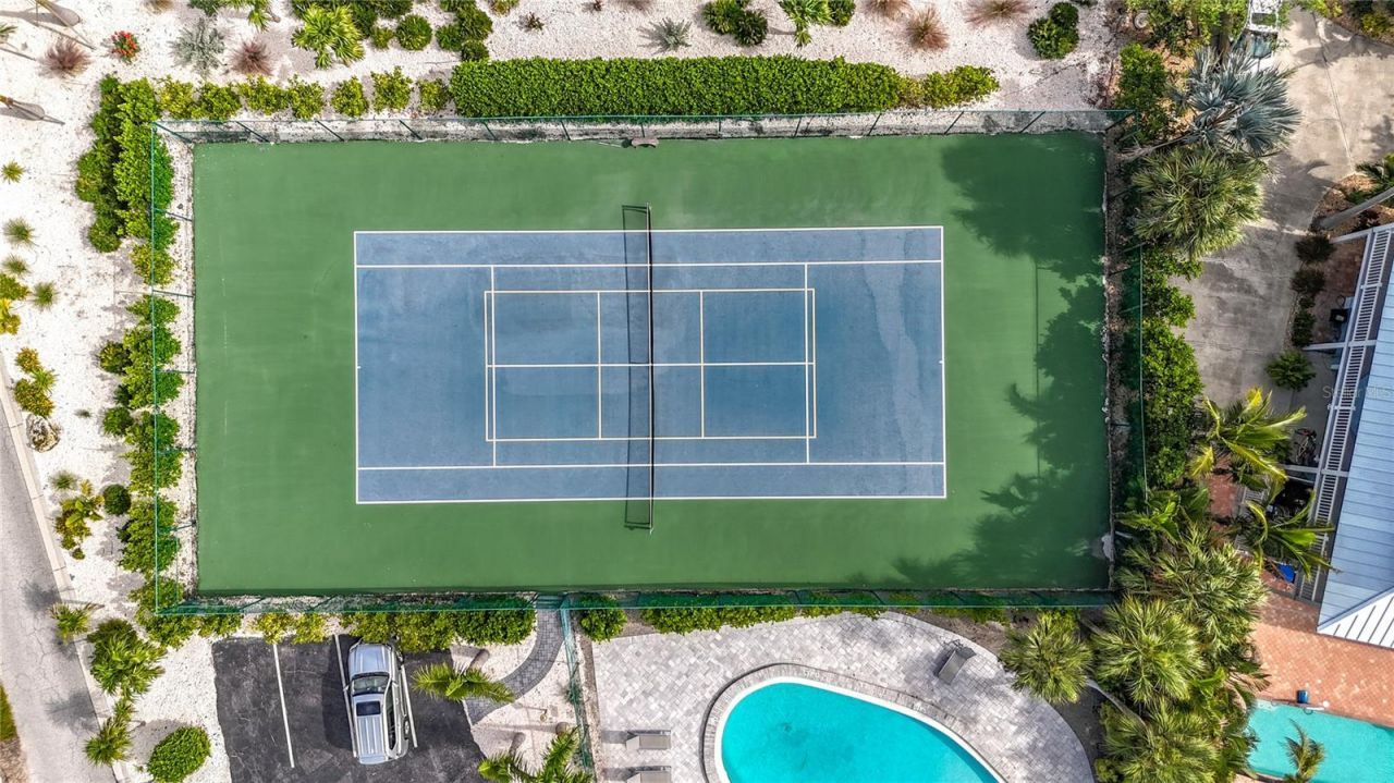 620 North Point Drive, Holmes Beach, FL 34217 Photo