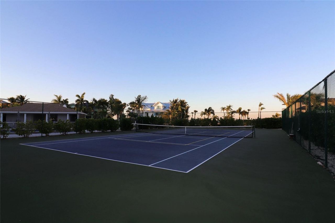 620 North Point Drive, Holmes Beach, FL 34217 Photo