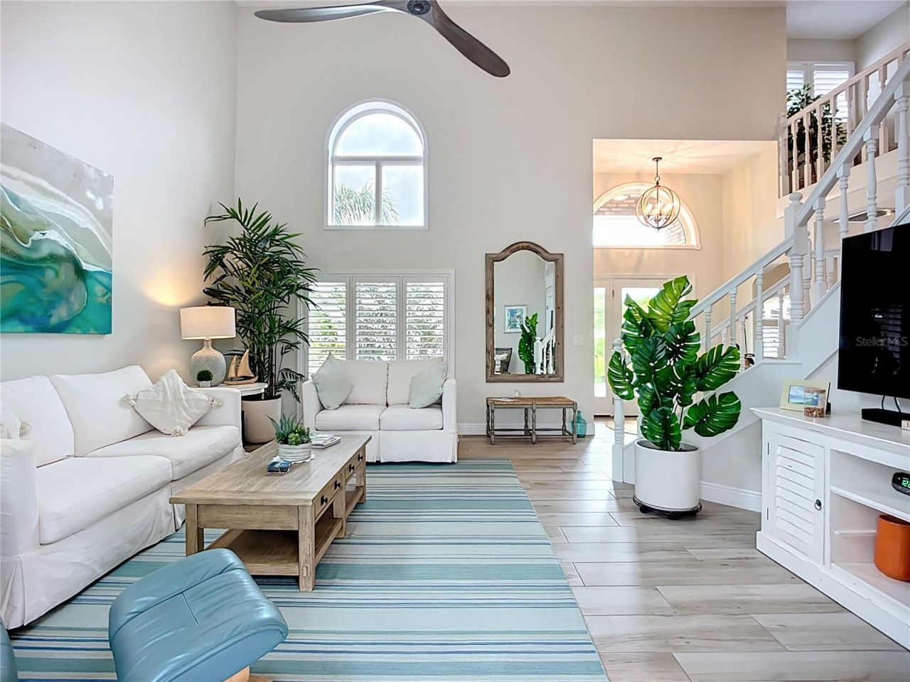 620 North Point Drive, Holmes Beach, FL 34217 Photo