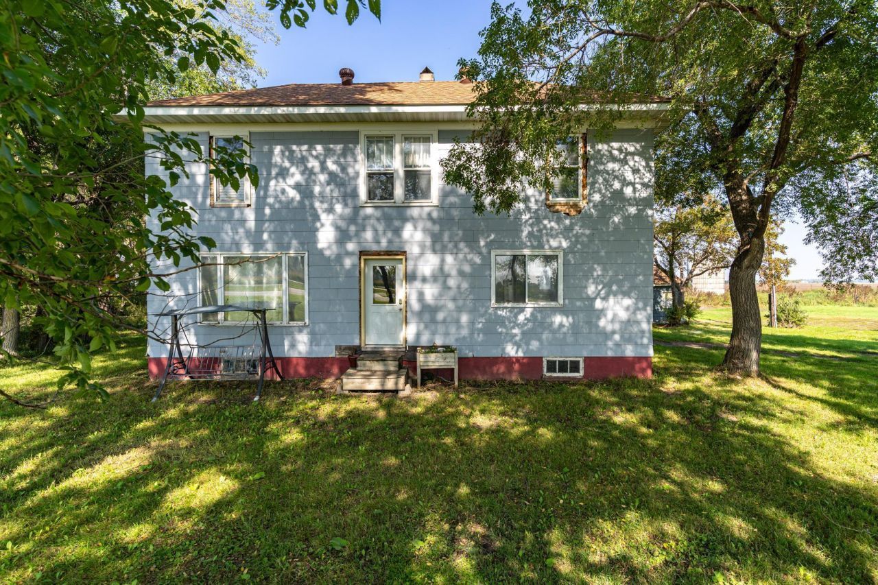 26850 Us Highway 2 Sw, Crookston, MN 56716 Main Photo