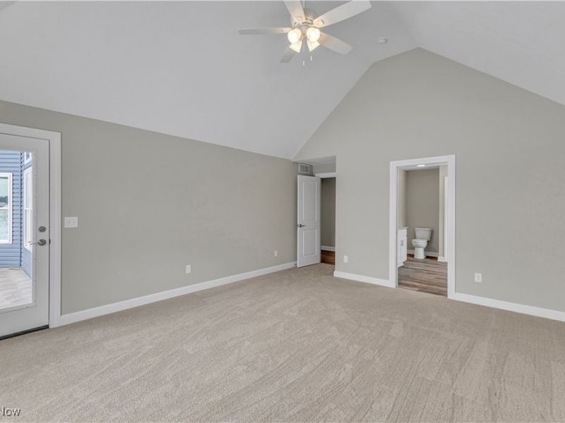 7662 Springfield Drive, Valley City, OH 44280 Photo 16