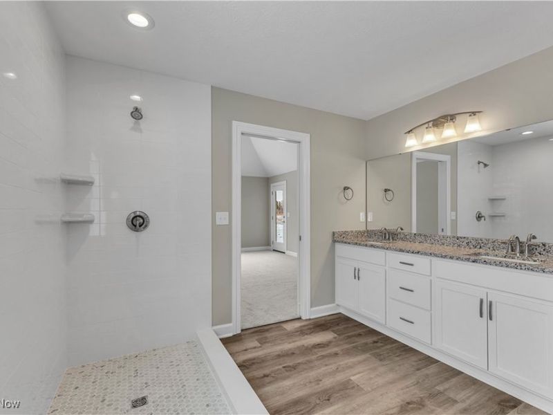 7662 Springfield Drive, Valley City, OH 44280 Photo 19