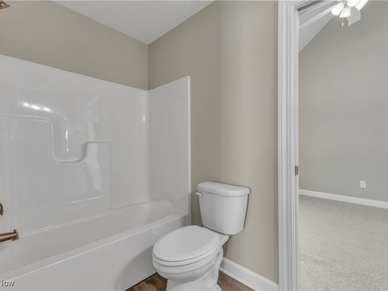 7662 Springfield Drive, Valley City, OH 44280 Photo 28