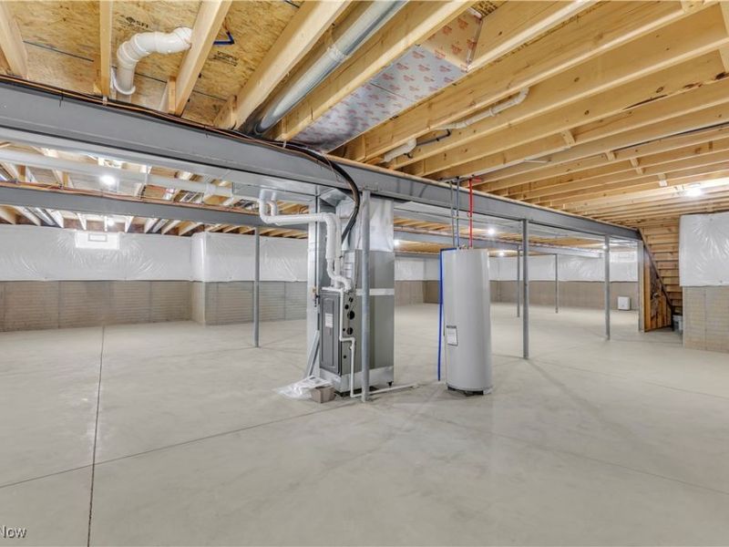 7662 Springfield Drive, Valley City, OH 44280 Photo 32