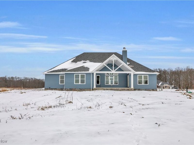 7662 Springfield Drive, Valley City, OH 44280 Photo 4