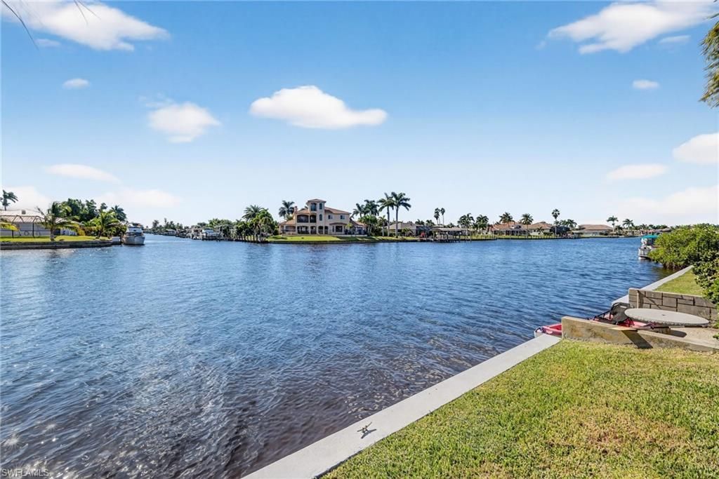 330 Tudor Dr, Unit 110, Cape Coral, FL 33904 Photo