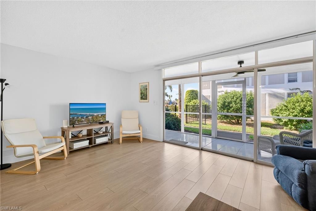 330 Tudor Dr, Unit 110, Cape Coral, FL 33904 Photo