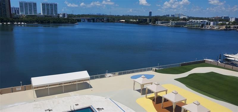 250 174th Street, Unit 819, Sunny Isles Beach, FL 33160 Photo