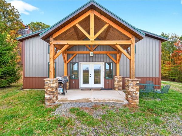 341 Skyview Road, Stahlstown, PA 15687