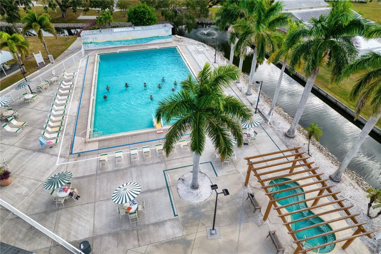 3409 Spanish Oak Terrace, Sarasota, FL 34237 Photo