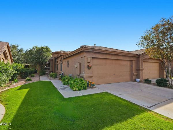 9617 E CHAMPAGNE Drive, Sun Lakes, AZ 85248
