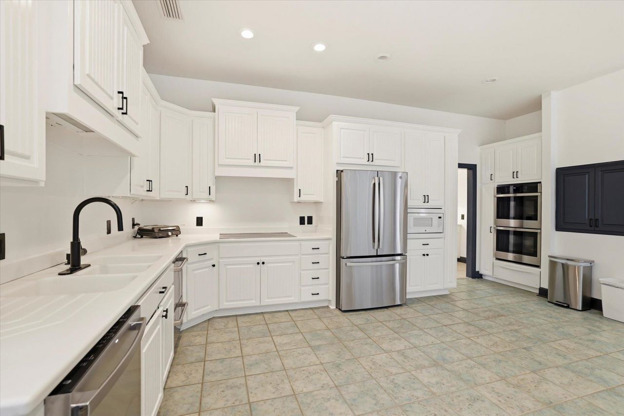 2232 Ten Oaks Drive, Tallahassee, FL 32312 Photo