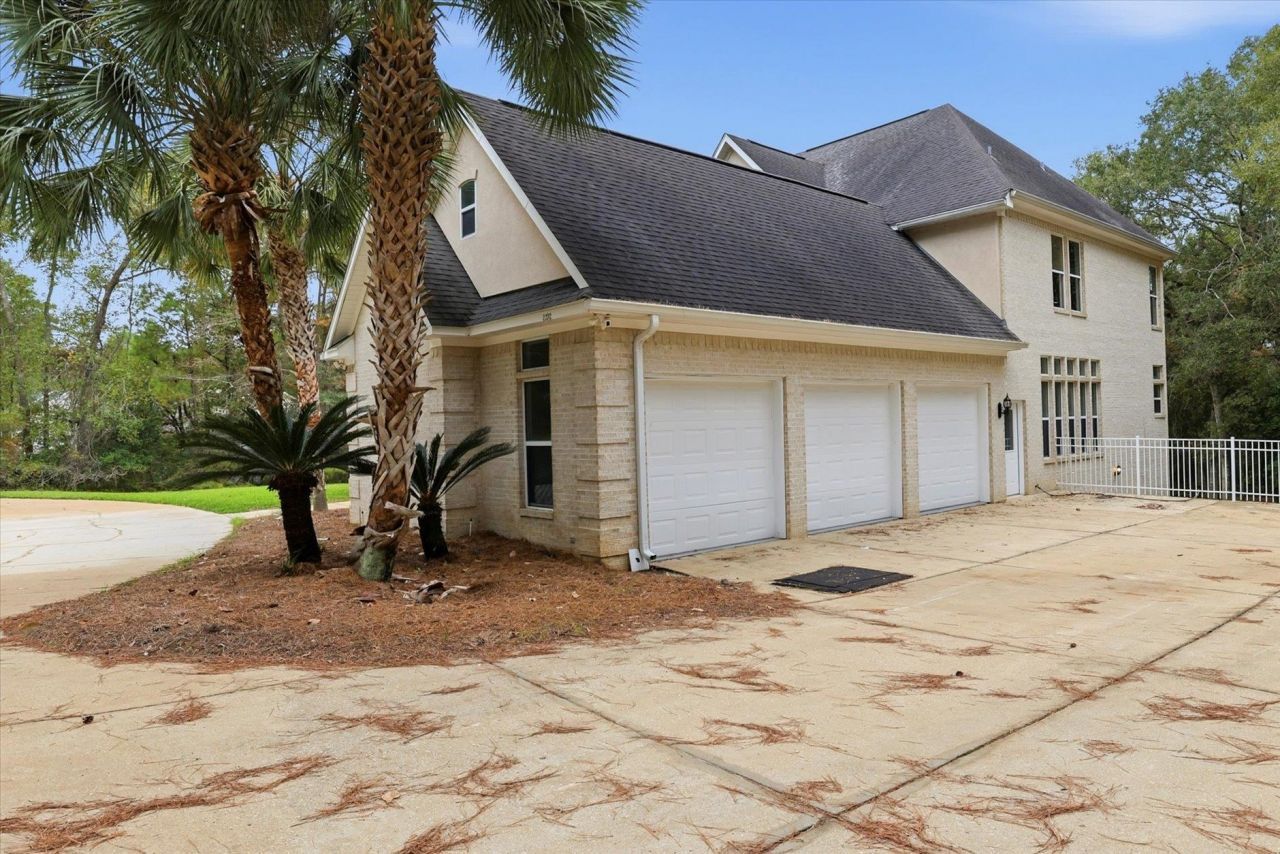 2232 Ten Oaks Drive, Tallahassee, FL 32312 Photo