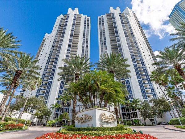 19111 Collins Ave, Unit 607, Sunny Isles Beach, FL 33160
