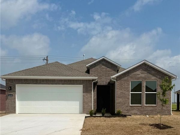 2410 Max Avenue, Bentonville, AR 72713