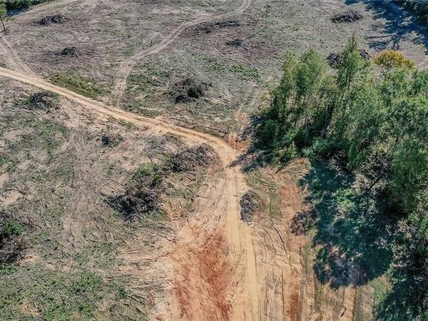 7040 Greenwood Road, Shreveport, LA 71119