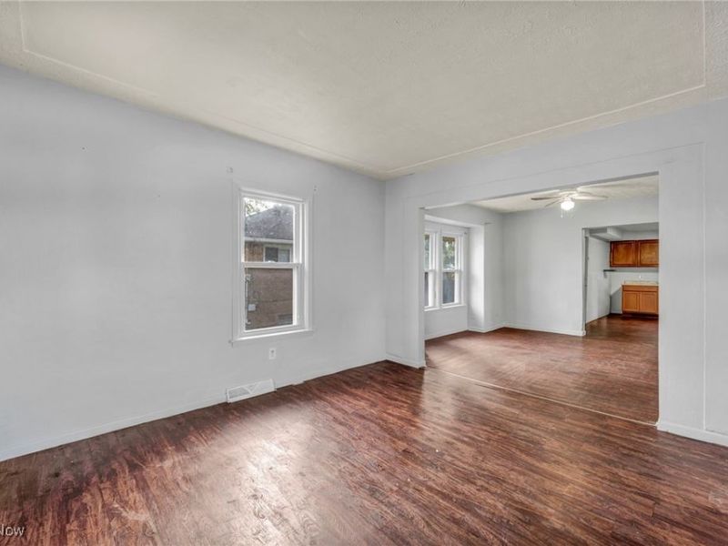 1033 W 21st Street, Lorain, OH 44052 Photo 13
