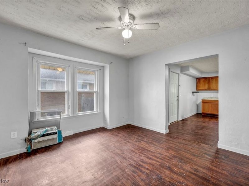 1033 W 21st Street, Lorain, OH 44052 Photo 17