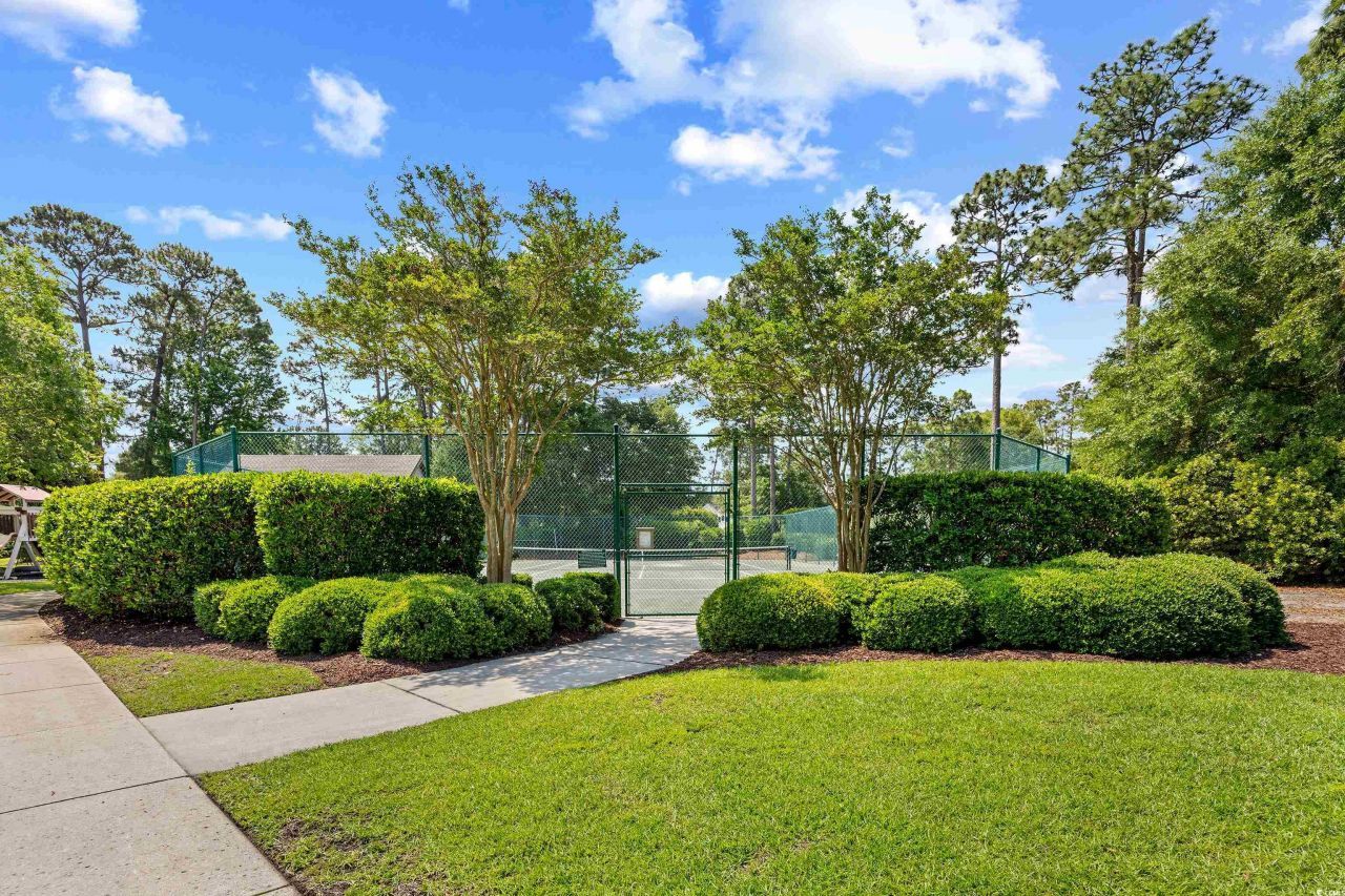 86 Wickham Ct. Photo 17